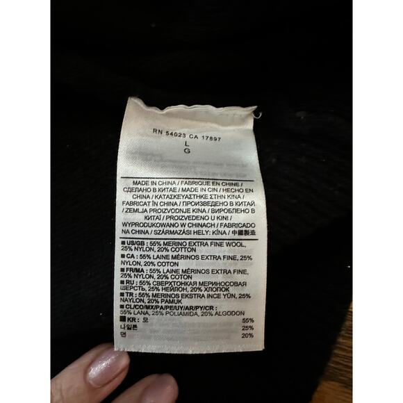 Banana Republic Merino extra fine Wool blend sweater Men’s black and gray Large - Picture 3 of 7